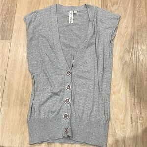 Twiggy LONDON Gray Knit Vest